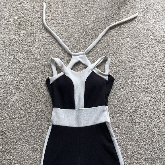 ✨Jumpsuit✨ - Picture 3 of 12